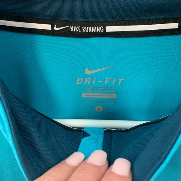 NIKE Dri-Fit Women’s Running 1/4 Zip Turquoise Blue Pullover Size L EUC - Picture 4 of 7